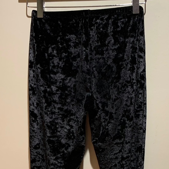 UO Stretchy Crushed Velvet Flares ⭐ FINAL PRICE ⭐ - Picture 4 of 5